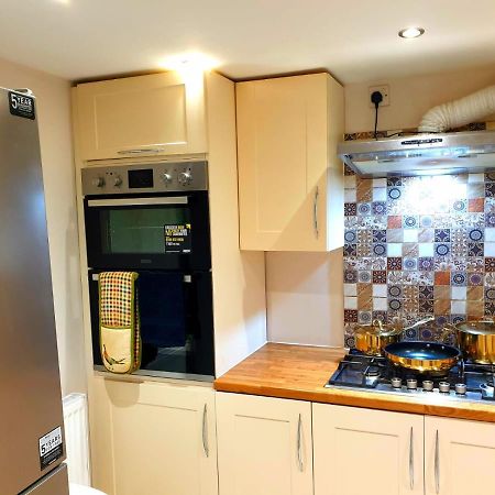 Elegant 2 Bed Apartment In Manchester Kültér fotó